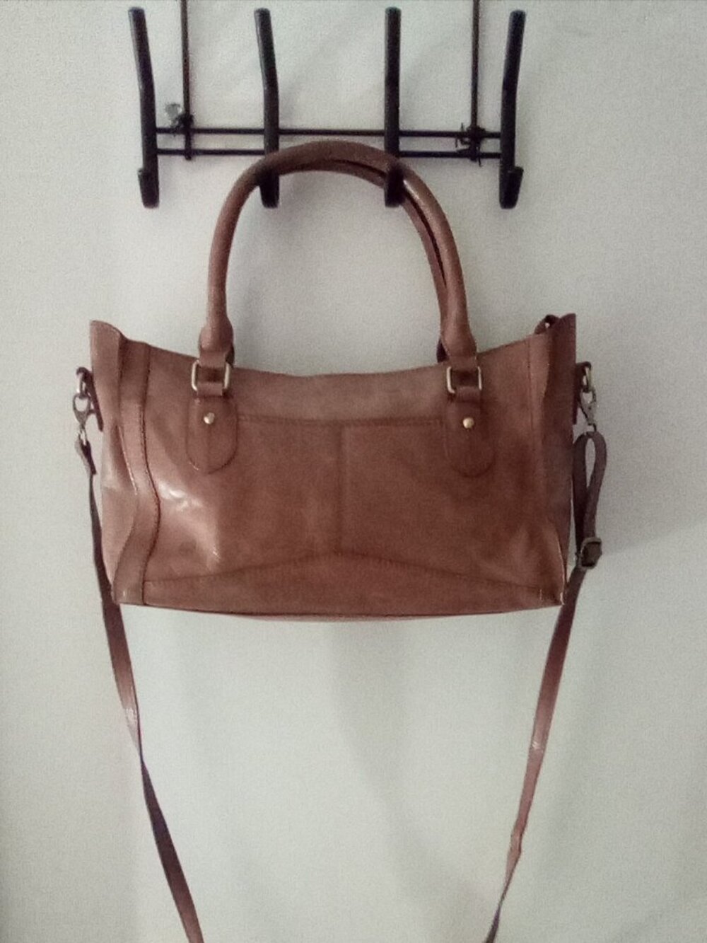 Børn Genuine Supple Soft Leather tote satchel handbag Strap Width: 14"